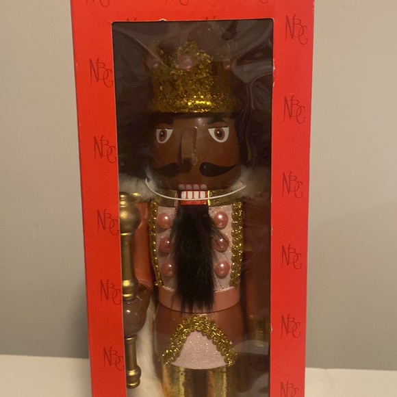 Nutcracker - Picture 3 of 3